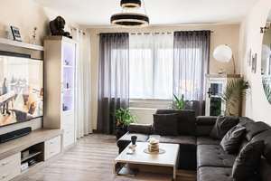 Modernisierte helle 2,5 Zimmer Wohnung mit Balkon – Heibauerfeld 10, 45327 Katernberg, Essen – Vorschaubild 1
