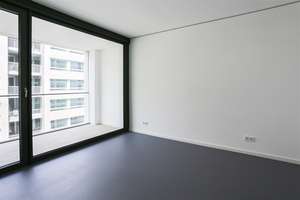 Helle Wohnung mit Freiraum zur individuellen Gestaltung - Wohnen im beliebten Berlin-Mitte – George-Stephenson-Straße 12, 10557 Moabit, Berlin – Vorschaubild 3