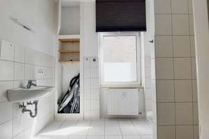 Karlstraße: Appartement mit EBK im ruhigen Hinterhaus - Parkplatz möglich – Karlstraße 36, 65185 Mitte, Wiesbaden – Vorschaubild 11