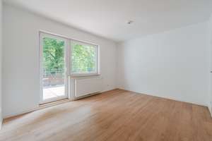 Vollständig renovierte Maisonette-Wohnung mit Terrasse, Loggia und Stellplatz am Waldrand – Die vollständige Adresse der Immobilie erhältst du vom Anbieter., 14109 Wannsee, Berlin – Vorschaubild 14