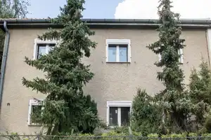 HOMESK – Doppelhaushälfte in Britz mit viel Potenzial und großzügigem Garten – Seerosensteig 14, 12347 Berlin – Vorschaubild 9