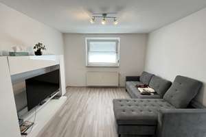 *TOLLES APARTMENT MIT GROßEM GARTEN* - 2 ZI WOHNUNG