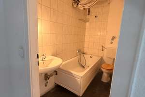 Gut angebundene und gemütliche 2-Zi-Whg (mit Balkon) – Die vollständige Adresse der Immobilie erhältst du vom Anbieter., 29221 Celle – Vorschaubild 5