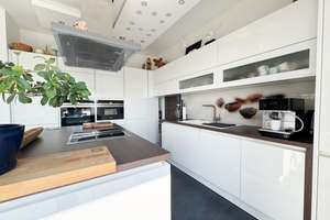 Exklusives Wohnen über den Dächern – Penthouse mit ca. 130 m² Dachterrasse und Wintergarten – Die vollständige Adresse der Immobilie erhältst du vom Anbieter., 9127 Adelsberg, Chemnitz – Vorschaubild 8