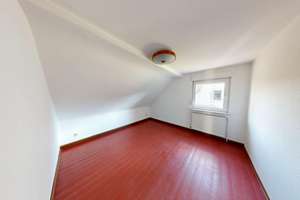Freistehendes Familienhaus mit 6 Zimmern und großem Garten in Sömmerda – 99610 Sömmerda – Vorschaubild 19