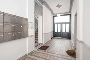 Charmante 2-Zimmer-Eigentumswohnung mit Balkon - Altbau nahe der Spree – Beusselstraße 4, 10553 Moabit, Berlin – Vorschaubild 19