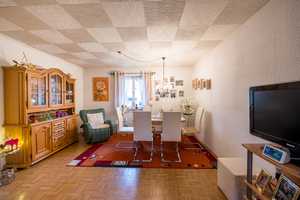 Gepflegtes Haus in Hunderdorf. – Straubing-Bogen (Kreis) – Vorschaubild 9