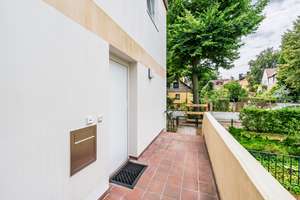 Vollständig renovierte Maisonette-Wohnung mit Terrasse, Loggia und Stellplatz am Waldrand – Die vollständige Adresse der Immobilie erhältst du vom Anbieter., 14109 Wannsee, Berlin – Vorschaubild 7