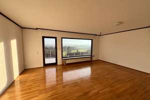**Großzügiges renoviertes Einfamilienwohnhaus mit schönem Fernblick in attraktiver Wohnlage** – Die vollständige Adresse der Immobilie erhältst du vom Anbieter., 63571 Gelnhausen – Vorschaubild 3