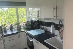 Modernisierte 2,5-Raum-Wohnung mit Balkon und Einbauküche in München – Die vollständige Adresse der Immobilie erhältst du vom Anbieter., 81827 Waldtrudering, München – Vorschaubild 2