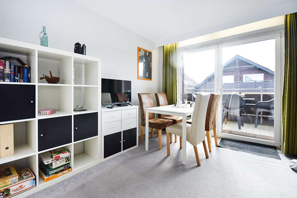 Immobilie in Braunlage - Sonnige 2-Zimmer-Dachgeschosswohnung mit Balkon in idyllischer Lage... - Bild 2