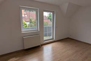 Freundliche 4-Zimmer-Doppelhaushälfte in Neuenhagen bei Berlin – Die vollständige Adresse der Immobilie erhältst du vom Anbieter., 15366 Neuenhagen bei Berlin – Vorschaubild 6