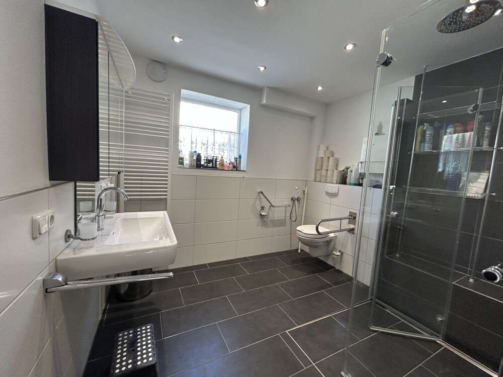 Immobilie in Mömlingen - Wohnhaus mit zwei Wohnungen in zentraler Lage! - Bild 0