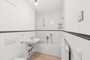 Helle Wohnung in der obersten Etage im Quartier "Grüne Mitte Giesing" – Die vollständige Adresse der Immobilie erhältst du vom Anbieter., 81539 Obergiesing, München – Vorschaubild 6