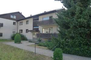 ruhige 1 1/2-Zi. Dachgeschoss-Wohnung in Berg am Laim