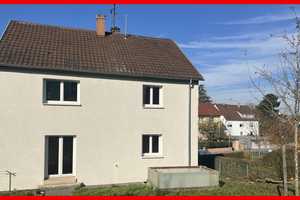 Zweifamilienhaus mit großem Garten – Ludwigsburg (Kreis) – Vorschaubild 1