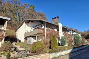 Sonnig gelegenes 2-Familienhaus 
in naturnaher Lage – Die vollständige Adresse der Immobilie erhältst du vom Anbieter., 74924 Neckarbischofsheim – Vorschaubild 1