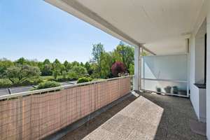 Attraktive 2-Zimmer-Wohnung mit Sonnenbalkon und Stellplatz – Die vollständige Adresse der Immobilie erhältst du vom Anbieter., 40489 Kaiserswerth, Düsseldorf – Vorschaubild 2