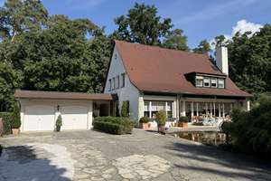 Wohnen wie im Film - charmantes Einfamilienhaus in absoluter Waldrandlage in Nbg.-Worzeldorf – Die vollständige Adresse der Immobilie erhältst du vom Anbieter., 90455 Kornburg, Worzeldorf, Nürnberg – Vorschaubild 3