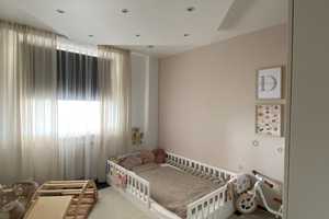 Top renoviert & familienfreundlich: 4-Zimmer-Wohnung mit Balkon, Aufzug & Einbauküche in Wolfsburg – Wolfsburg – Vorschaubild 9