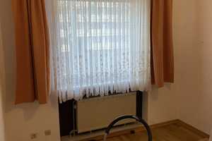 Teilmöbliertes 5-Zimmer-Reihenhaus mit Einbauküche, Ideal für WG – Coventrystrasse 71, 60363 Frankfurt am Main – Vorschaubild 6