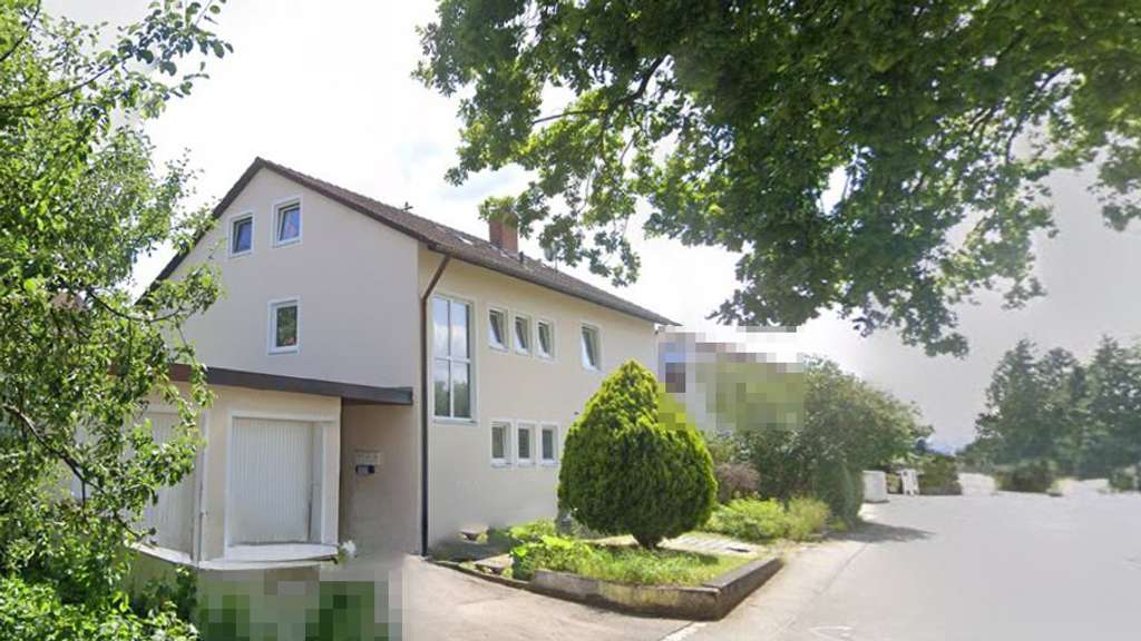 Immobilie in Röhrmoos - Eigennutz oder Kapitalanlage: MFH mit 3 Wohneinheiten – S-Bahn fußläufig - Bild 1