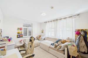 Vermietete 3-Zimmerwohnung im modernisierten Altbau mit durchdachtem Grundriss. – Die vollständige Adresse der Immobilie erhältst du vom Anbieter., 70327 Untertürkheim (Ortsteil), Stuttgart – Vorschaubild 9