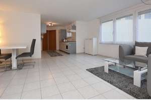 3-Zimmer-Hochparterre-Wohnung mit Balkon in Stuttgart-Mitte – Die vollständige Adresse der Immobilie erhältst du vom Anbieter., 70182 Diemershalde, Stuttgart – Vorschaubild 5