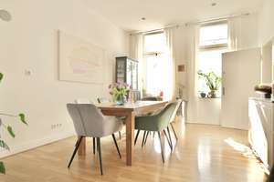 Großzügiges Wohnen in der Krefelder Innenstadt – Stadthaus mit Innenhof und Dachterrasse