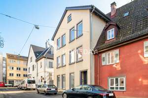 Historisches Altstadt-Ensemble mit 6 Einheiten und Entwicklungspotenzial in Bad Cannstatt