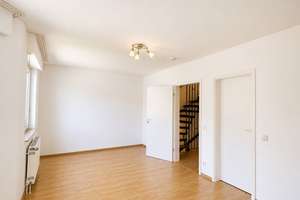 800 m² Garten: Reihenendhaus in ruhiger Wohnsiedlung von Kaiserswerth – 40489 Kaiserswerth, Düsseldorf – Vorschaubild 9
