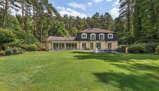 Bild von Zeitlos. Privat. Besonders. Stilvolle Villa mit Charakter in ruhiger Alleinlage