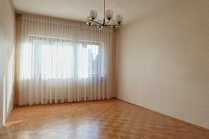 Winkelbungalow mit Wohlfühlcharakter auf großem Grundstück im schönen Lichtenrade – Die vollständige Adresse der Immobilie erhältst du vom Anbieter., 12305 Lichtenrade, Berlin – Vorschaubild 6