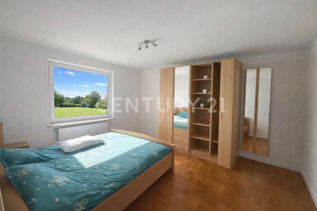 Immobilie in Alleshausen - Attraktive Kapitalanlage: Vermietete 4-Zimmer-Wohnung mit Balkon & Garage – ca. 6,5 % Rendite! - Bild 1