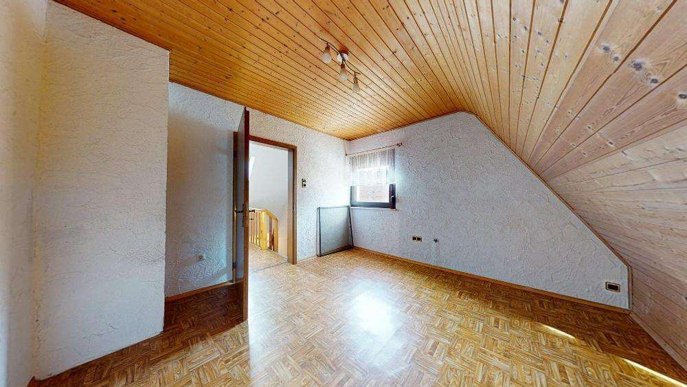 Immobilie in Rodalben - +++ Charmantes Einfamilienhaus mit Südausrichtung, Wintergärten, Carport in bevorzugter, ruhiger ... - Bild 4