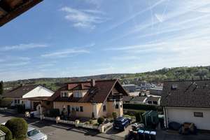 Helles, top gepflegtes EFH in Hanglage mit Garten in Obernburg – Die vollständige Adresse der Immobilie erhältst du vom Anbieter., 63785 Obernburg am Main – Vorschaubild 11
