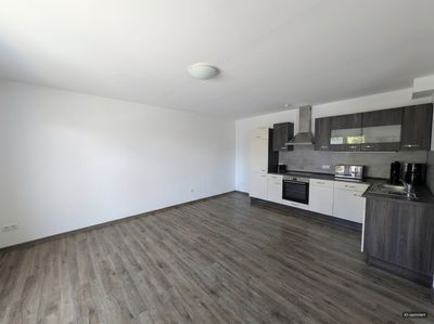 Schöne 3-Zimmer-Erdgeschosswohnung mit Terrasse und EBK - ca. 110 m² neuwertig