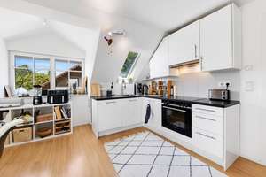 Design-Maisonette (Alleinige Etage) | KfW-A+, Galerie, Kamin | nahe S-Bahn Untermenzing – Manzostr. 15, 80997 Allach, München – Vorschaubild 6