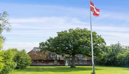 Bild von Idyllisches Reetdachhaus im schönen Rudbøl -