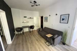 Stilvoll möblierte 2-Zimmer-Altbauwohnung mit großem Balkon – Anzengruberstraße 6, 30655 List, Hannover – Vorschaubild 4