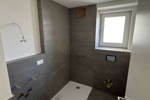 4x Erstbezug | freundliches Studenten Apartment | Einbauküche | KFW55 | ER-Zentrum – Anton-Bruckner-Str. 8, 91052 Röthelheim, Erlangen – Vorschaubild 9