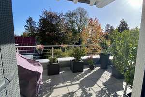 2-Zimmer-Wohnung mit Galerie u.  großer Dachterrasse in D´dorf-Angermund