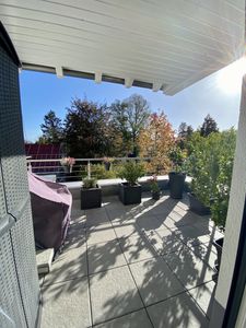 2-Zimmer-Wohnung mit Galerie u.  großer Dachterrasse in D´dorf-Angermund