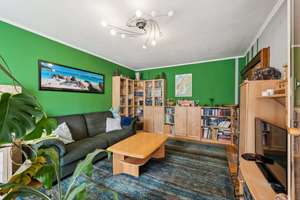 Charmante 2-Zimmer-Wohnung, Loggia & Aufzug | 55 m² | frei | ideal für Eigennutzer & Kapitalanleger – Wuppertaler Straße 4, 51067 Buchheim, Köln – Vorschaubild 3
