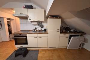 Helle 2-Zimmer Dachgeschosswohnung in Kumpfmühl-Ziegetsdorf-Neuprüll – Die vollständige Adresse der Immobilie erhältst du vom Anbieter., 93051 Kumpfmühl-Ziegetsdorf-Neuprüll, Regensburg – Vorschaubild 12