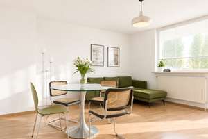 Über den Dächern Münchens – Charmante 2-Zimmer-Dachgeschosswohnung mit Süd-West-Balkon - Maxvorstadt – Die vollständige Adresse der Immobilie erhältst du vom Anbieter., 80798 Josephsplatz, München – Vorschaubild 3