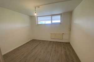 Gut geschnittene 2-Zi.-Wohnung mit Balkon! Kautionsfrei!!! – Burgwall 17, 38444 Wolfsburg – Vorschaubild 3