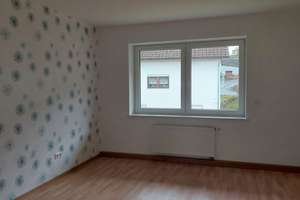 großzügige Wohnung mit Balkon in komplett saniertem Wohnobjekt in guter, zentraler Lage von Siegen – Hambergstraße 43, 57074 Siegen, Siegen – Vorschaubild 5
