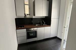 TOP Vollmöblierte 2-Zi. Altbau-Wohnung mit Balkon (Abschlag für Möbel) – Gutenbergstrasse 90-110, 70197 Rotebühl, Stuttgart – Vorschaubild 3