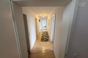 Schöne helle 4-Zimmer Wohnung mit großem Südbalkon & Weitblick in Neuperlach – Die vollständige Adresse der Immobilie erhältst du vom Anbieter., 81735 Neuperlach, München – Vorschaubild 3